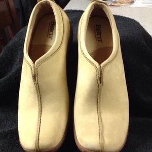 Born slip on shoes. Goldish tan